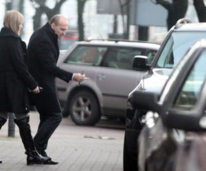 Zazdrośnicy porysowali im BMW