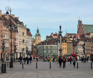 To miejsce przyciąga uczniów jak magnes. Nowy raport o dojazdach do szkół