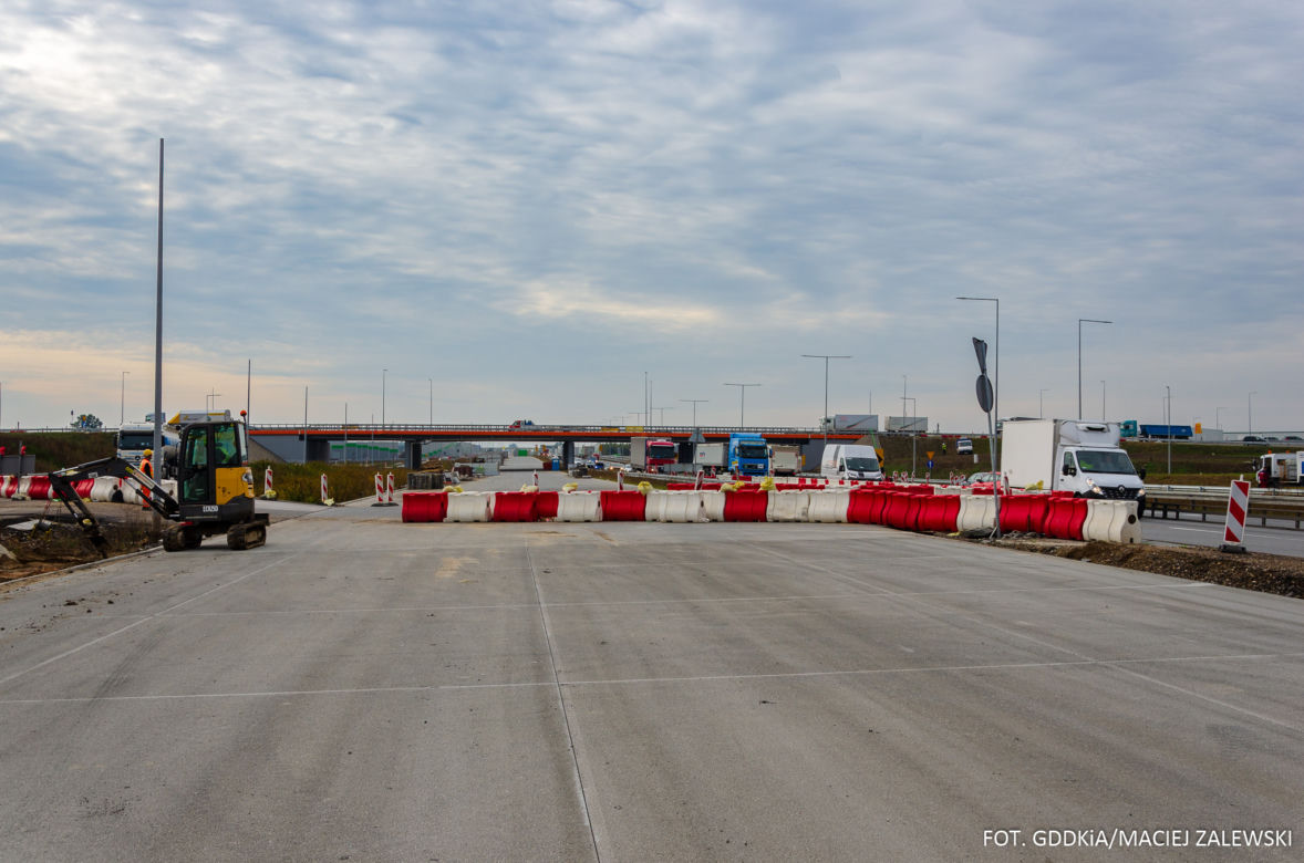 Duże zmiany na autostradzie A1. Na remontowanym odcinku są już dostępne dwa pasy ruchu w każdą stronę