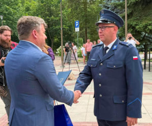 Święto Policji w Starachowicach. Uroczyste awanse, rodzinny piknik i podziękowania