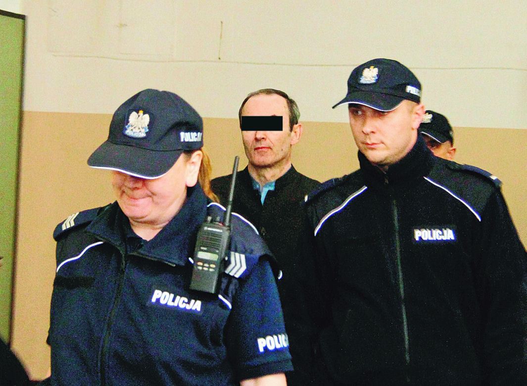 Masakra w warszawskiej redakcji. Cezary S. urządził jatkę. Zasztyletował byłego wspólnika i zdetonował granat