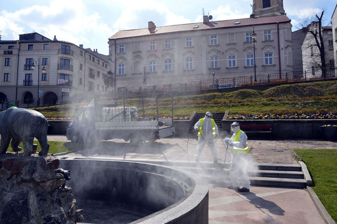 W Przemyślu odkażają Szwejka i niedźwiedzia