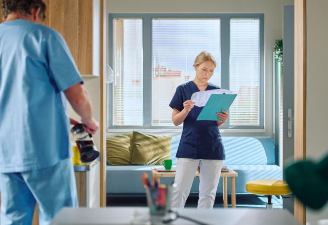 "Na Wspólnej", odcinek 4187: Kalina w tarapatach! Łukasz informuje ją, że wciąż posiada kompromitujące nagranie ich schadzki