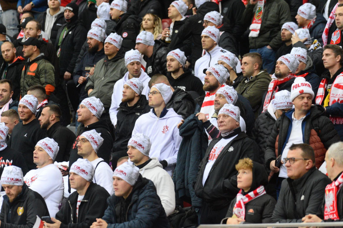 Polska - Holandia: Kibice na meczu. Znajdź się na trybunach