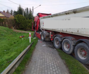 Wypadek w Domaradzu. Zderzyły się dwa tiry!  DK 19 zablokowana
