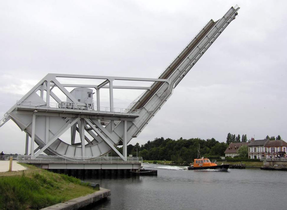 Most POegaz (Pegasus Bridge), Normandia. Fot: Yummifruitbat