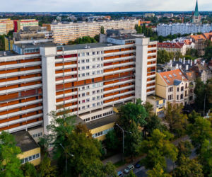 Galeriowiec z Powstańców Śląskich 112-122 we Wrocławiu