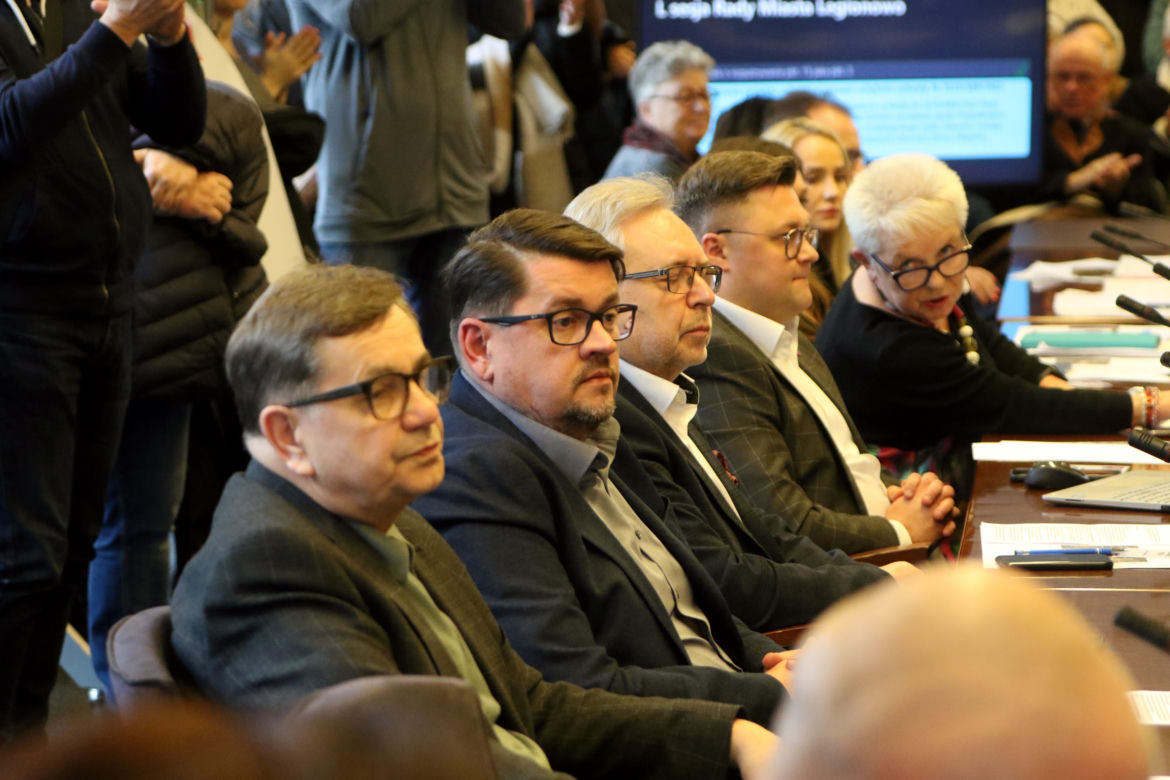  Legionowo skazane na śmieci! Urzędnicy tłumaczą się z przekazania terenu pod zakład przeładunku odpadów