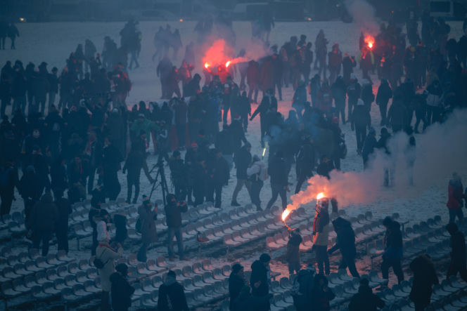Prezydent na Jasnej Górze wśród kibiców. Podziękował za obronę  hasła „Bóg, Honor, Ojczyzna”