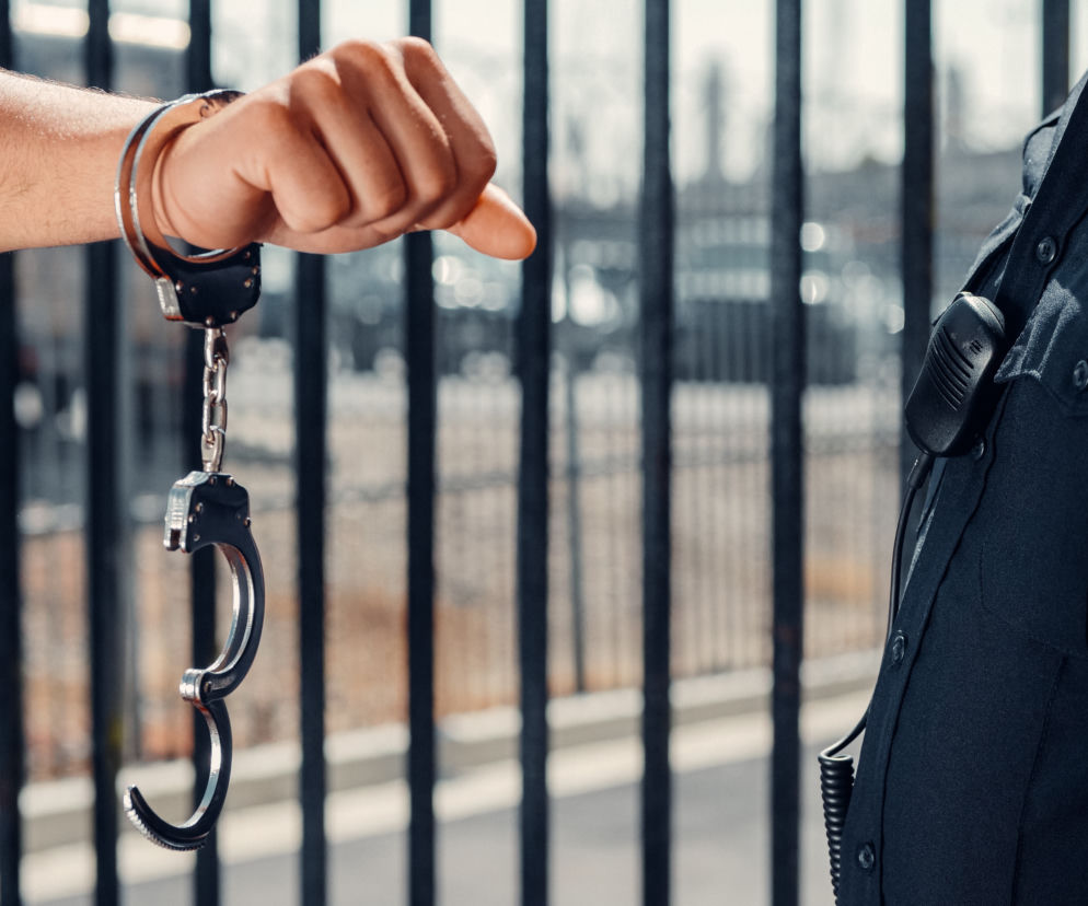 Iławska policja widzi więcej? Złodziej silnika i okradający piwnice zatrzymani