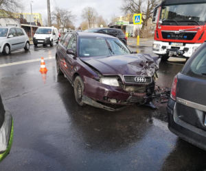 Zderzenie dwóch samochodów na skrzyżowaniu Brzozowej z Bielicką! [ZDJĘCIA]