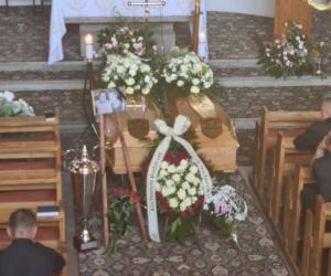 Przędzel: Pogrzeb ofiar tragicznego wypadku w Jamnicy.