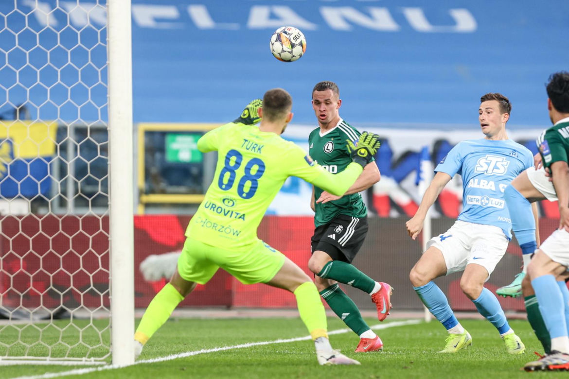 Ruch Chorzów - Legia Warszawa na Stadionie Śląskim. Sromotna porażka Niebieskich