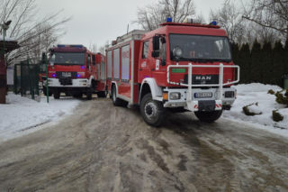 Akcja gaśnicza w Jurkowie. Ogień zajął kotłownię i dach