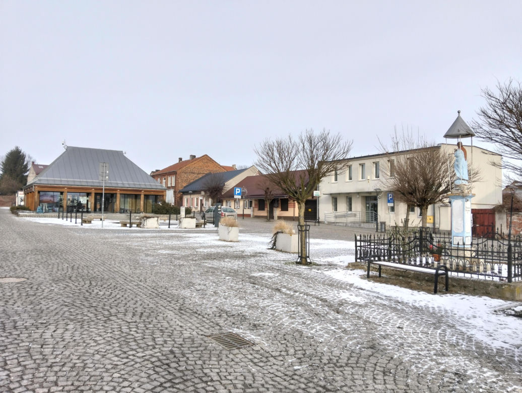 To miasto w Małopolsce ma jedno z najpiękniejszych centrów. Kiedyś było wsią, której mieszkańcy płacili czynsz klasztorowi