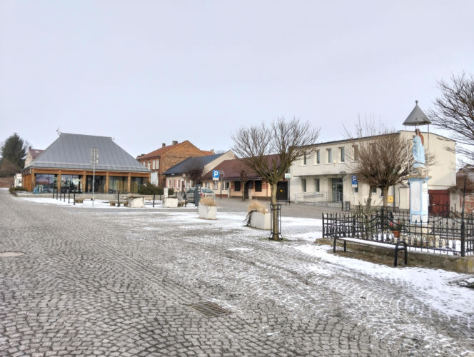 To miasto w Małopolsce ma jedno z najpiękniejszych centrów. Kiedyś było wsią, której mieszkańcy płacili czynsz klasztorowi