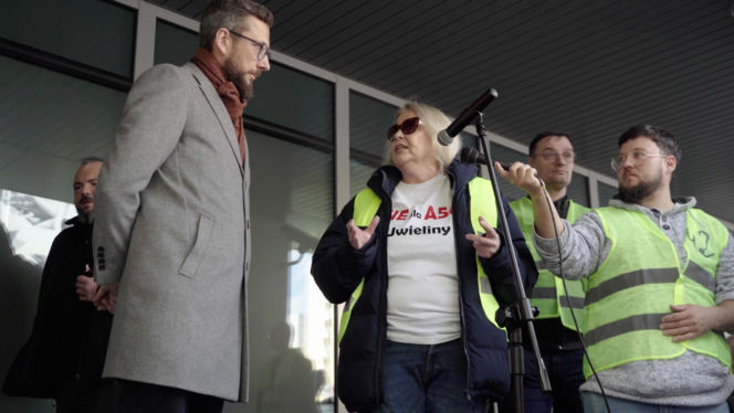 Dramat setek rodzin pod Warszawą! Nowa autostrada zburzy ich domy?! „Żyjemy na bombie”