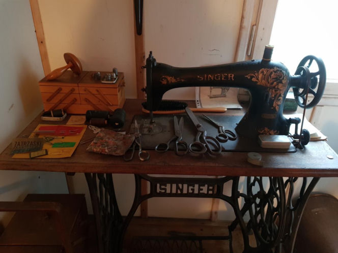 To jeden z najpiekniejszych skansenów w Polsce. Idealny na majówkę bez tłumów