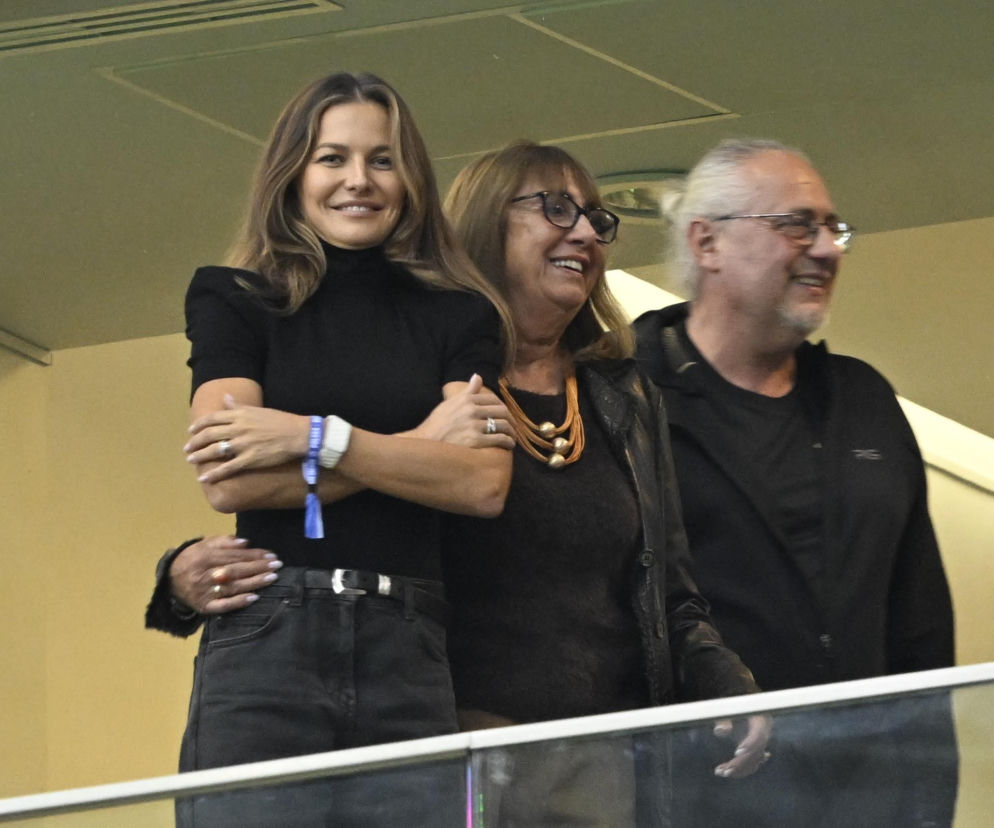 Anna Lewandowska na meczu z Bośnią. Jej teściowa przyciągnęła uwagę mocnym akcentem