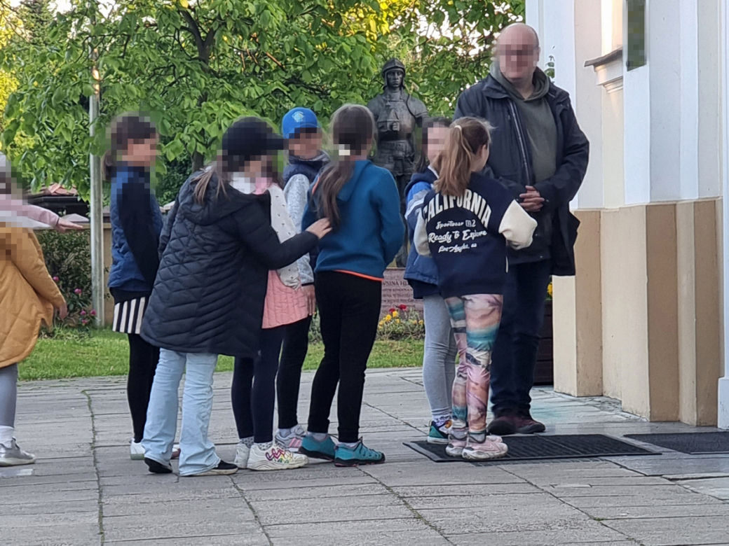Marcin Hakiel szykuje córeczkę do komunii