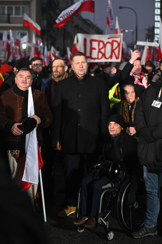 Przemysław Czarnek był królem parkietu we włoskim hotelu. Tam poznał piękną małżonkę [ZDJĘCIA]