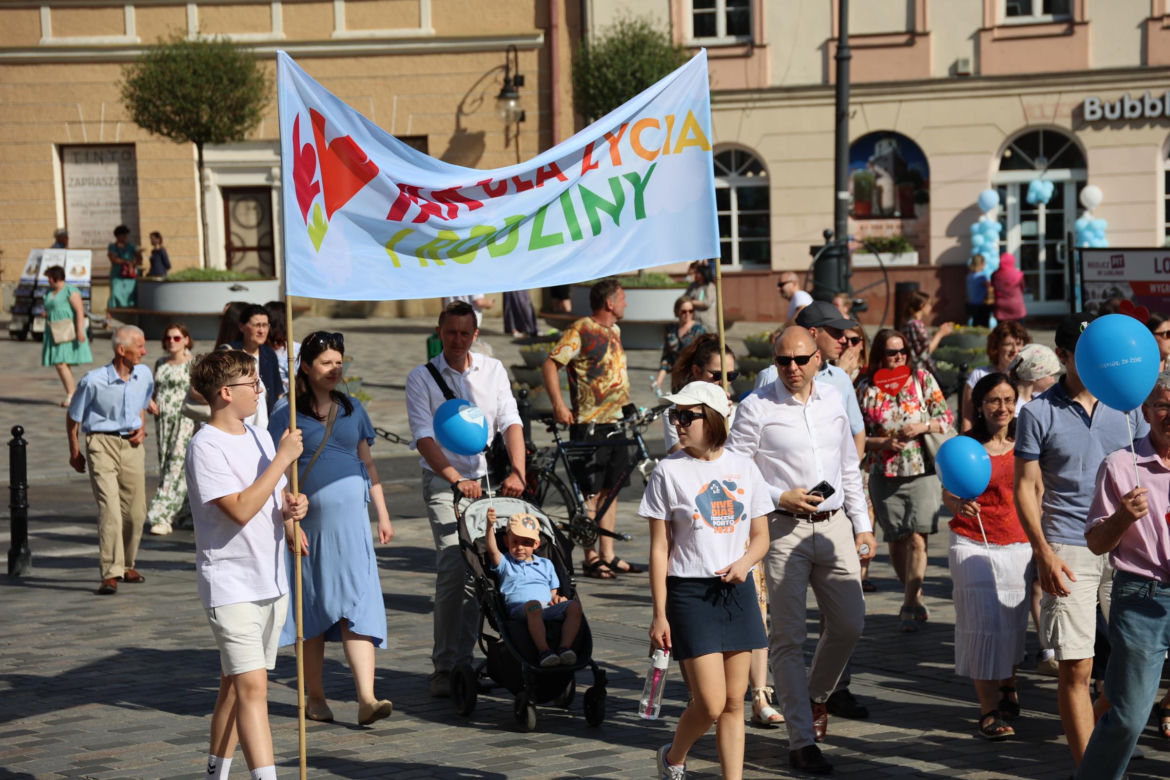 Marsz dla Życia i Rodziny 2024 w Dzień Matki przeszedł przez centrum Lublina