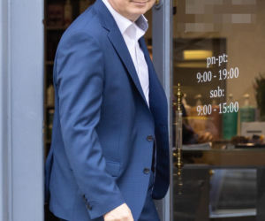Minister Grabiec zrobił się na bóstwo
