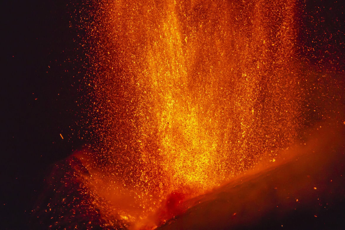 Etna. Wulkan gigant znowu wybucha w Europie!