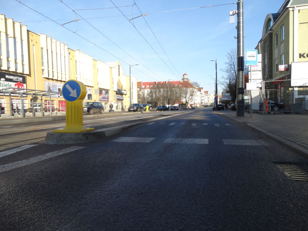 Olsztyn: Policja kontroluje kierowców na przystankach wiedeńskich