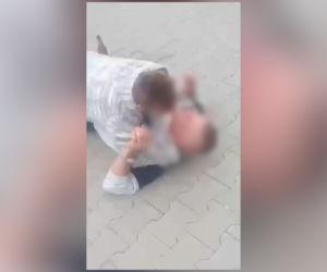 Para baraszkowała na pl. Kasztelańskim w Bardzie
