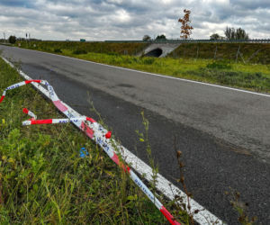 15-latek na hulajnodze zginął pod kołami Opla