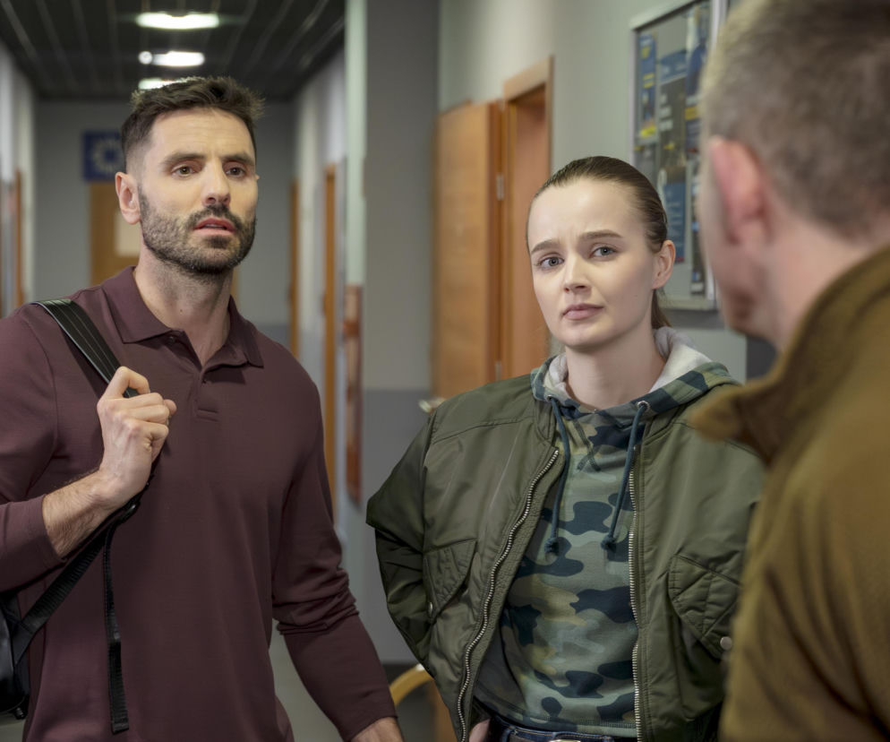 Policjantki i Policjanci, odcinek 1387: makabryczne odkrycie w busie prowadzi policjantów na plan horroru, gdzie fikcja miesza się z przerażającą rzeczywistością