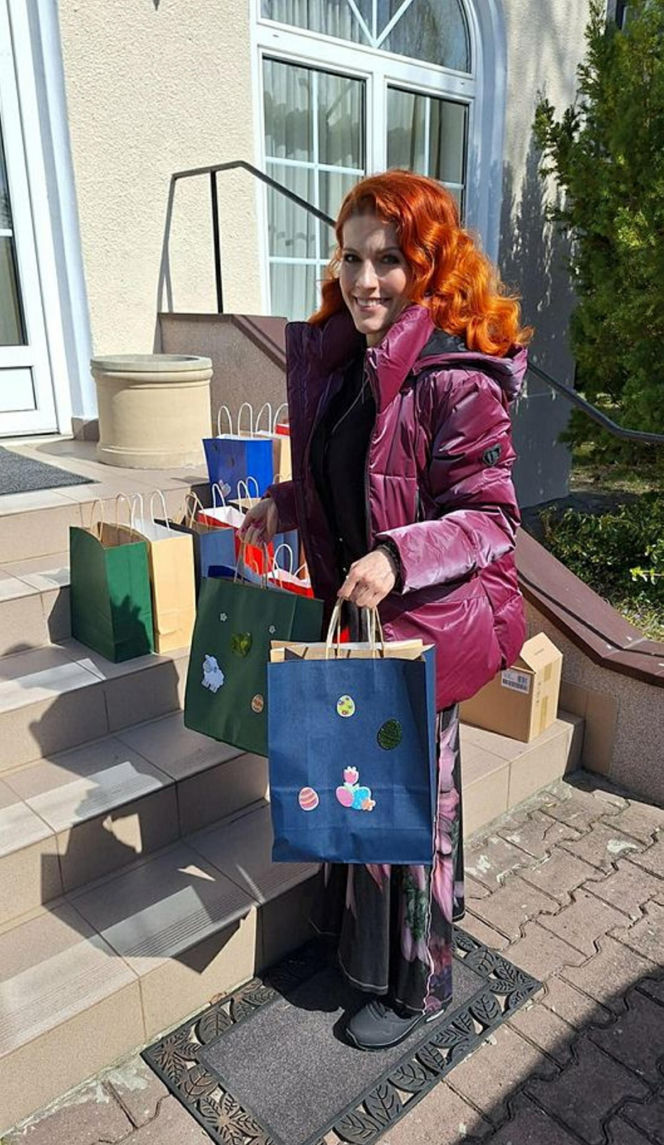 Skolimów zasypany prezentami