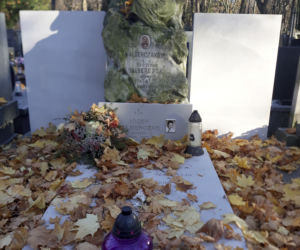Odnowione groby znanych Polaków na Starych Powązkach