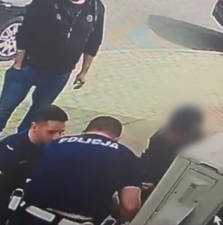 Policjanci uratowali 75-latka