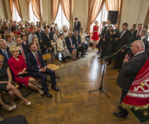  Pierwsza dama zaczyna 5 lat wakacji