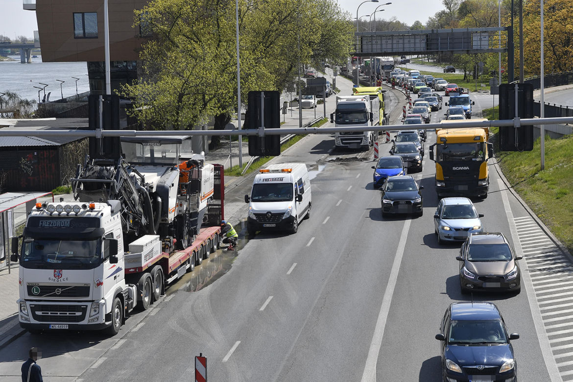 Remont Wisłostrady spowodował duży korek