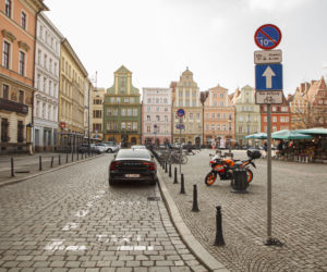 Nowe znaki  flowers & ride na pl. Solnym we Wrocławiu