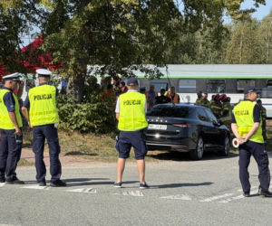Wstrząsające zdjęcia z katastrofy kolejowej na Mazowszu