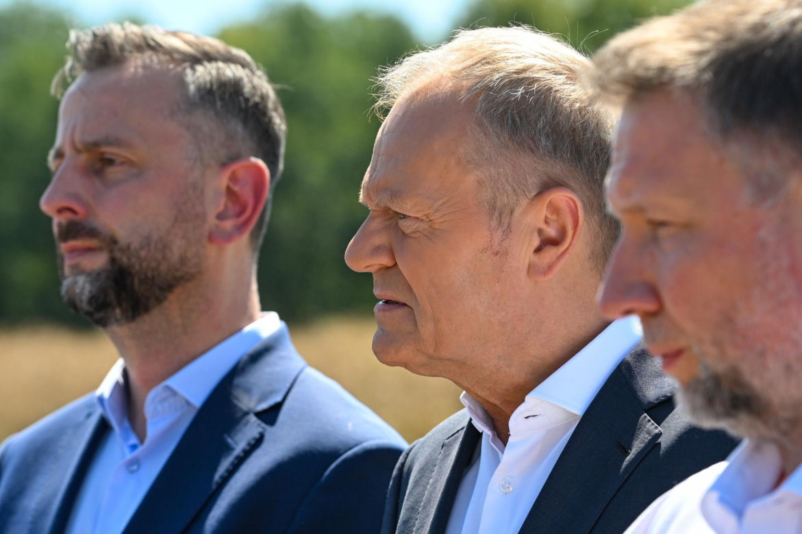 Donald Tusk na miejscu wybuchy na Lubelszczyźnie