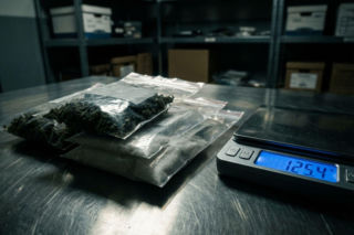 Handel narkotykami w Szamotułach i Poznaniu. Policja przejęła towar za 3,5 miliona złotych