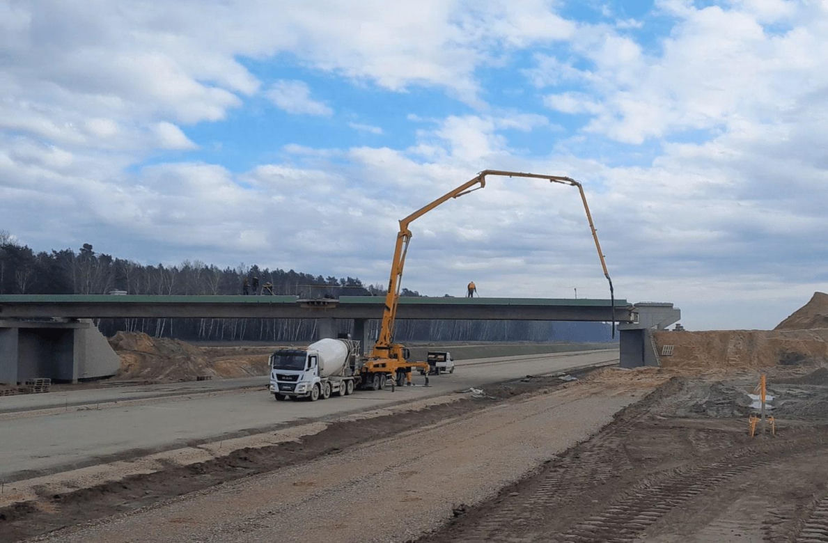 Na A2 praca wre! Zobacz postępy budowlańców na odcinku Siedlce - Biała Podlaska