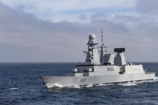 Francuska tarcza nad Bałtykiem. Fregata „Chevalier Paul” w Gdyni, „Charles de Gaulle” w Malmö i rosyjskie testy odporności
