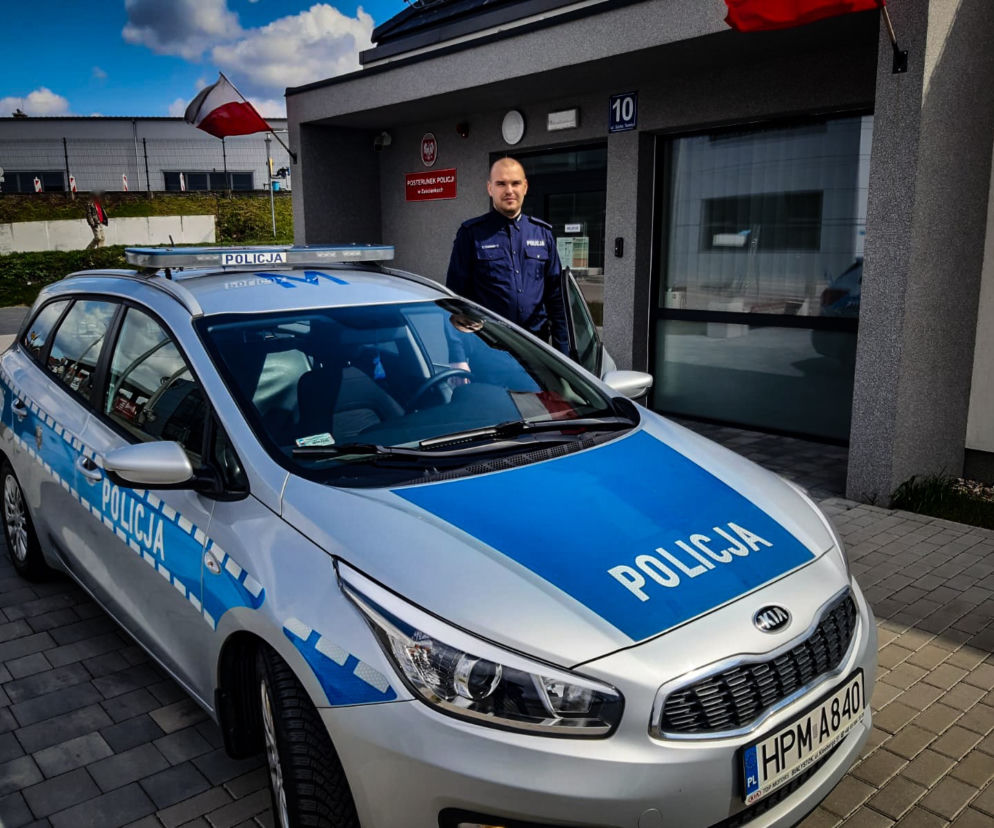 Białystok. Policjant po służbie wyciągnął zakrwawionego mężczyznę z płonącego auta