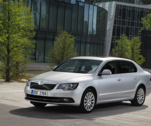 Limuzyna Skoda Superb 