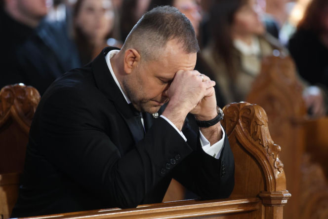 Ból, rozpacz, łzy. Poruszające sceny na pogrzebie Łukasza Litewki