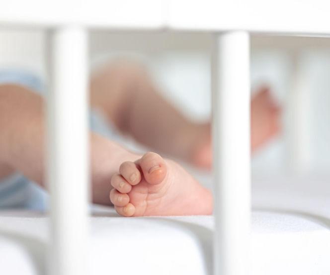 10-tygodniowa dziewczynka trafiła do szpitala. Obrażenia mogą wskazywać na przemoc