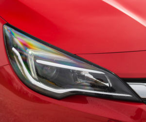 Opel Astra 1.6 Turbo 200 KM M6 Elite