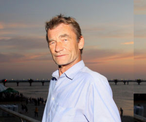 Krzysztof Kiersznowski jąkał się i wolał bójki od nauki. Jego mama wiedziała, że zostanie aktorem