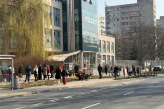 Ewakuacje szkół i przedszkoli w Warszawie. To zmasowana akcja? Znamy szczegóły